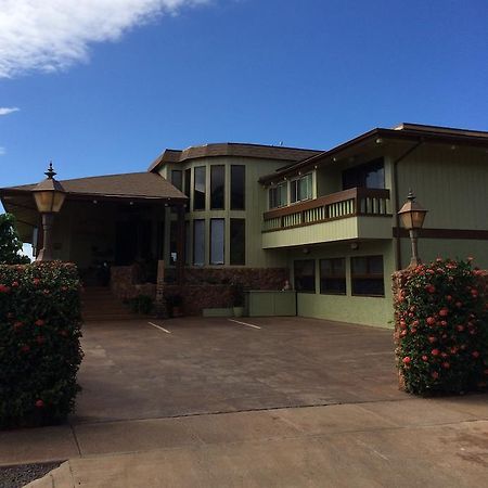 House Of Fountains Bed & Breakfast Lahaina Exterior photo